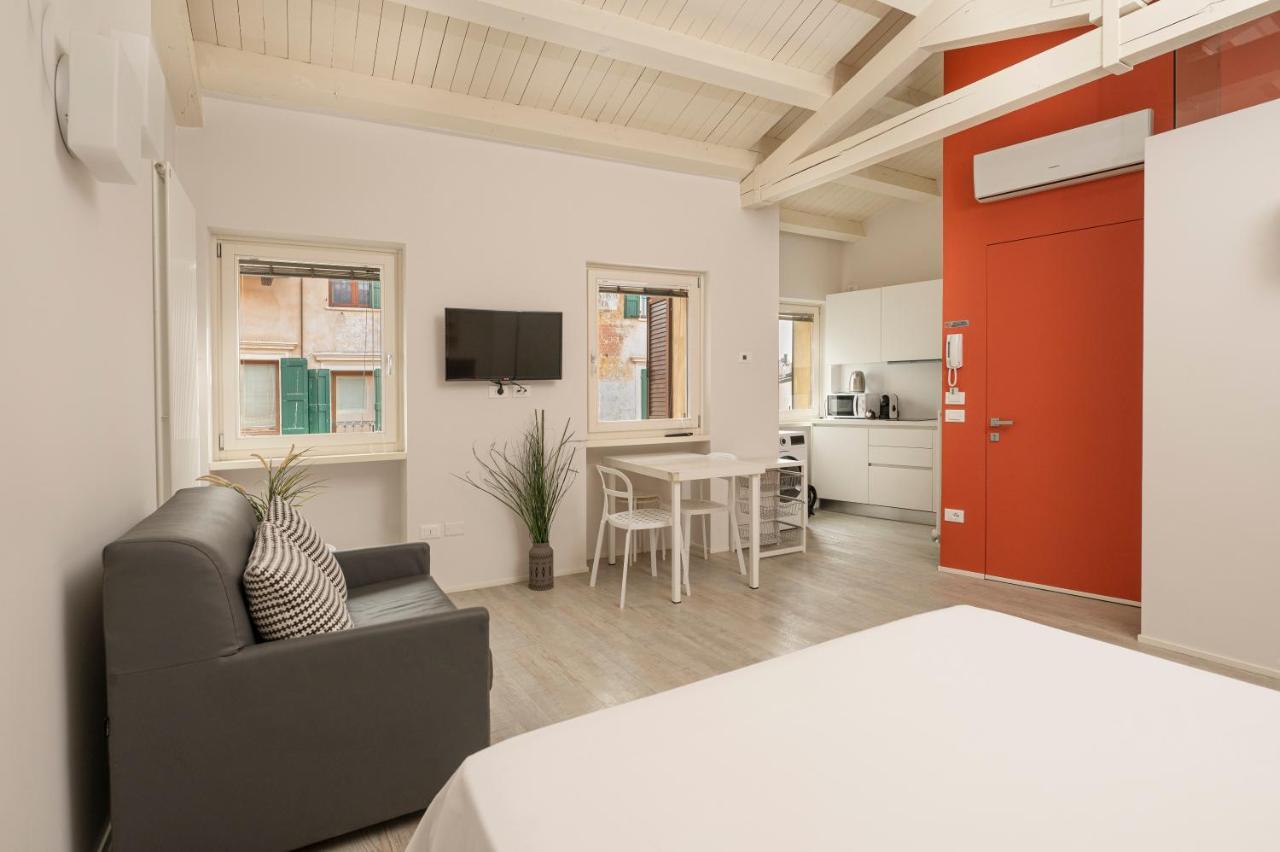 Vicolo Zini Apartments Vérone Extérieur photo